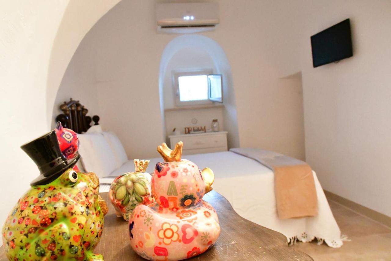 I Trulli Del Fattore โลโกโรตอนโด ภายนอก รูปภาพ