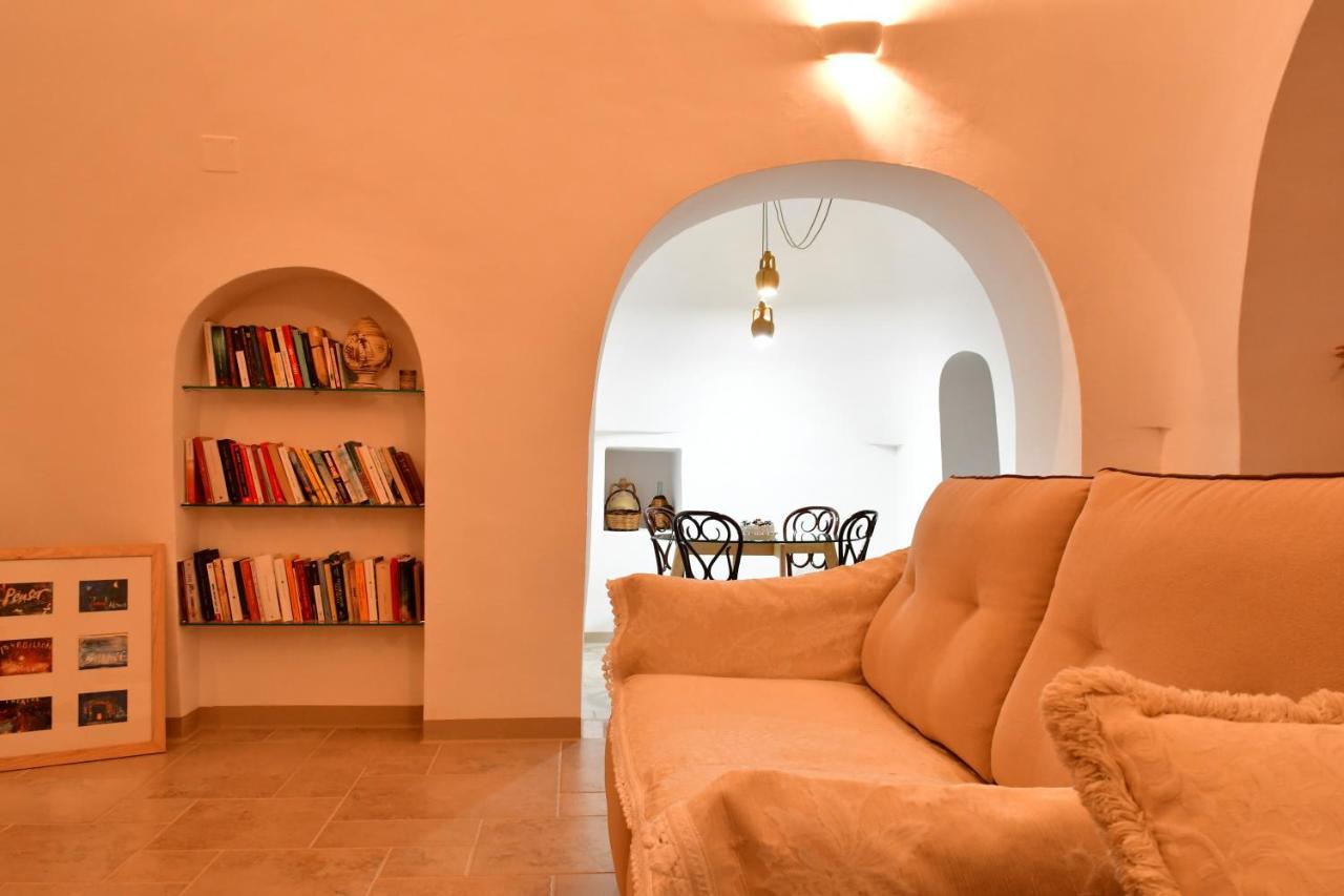 I Trulli Del Fattore โลโกโรตอนโด ภายนอก รูปภาพ